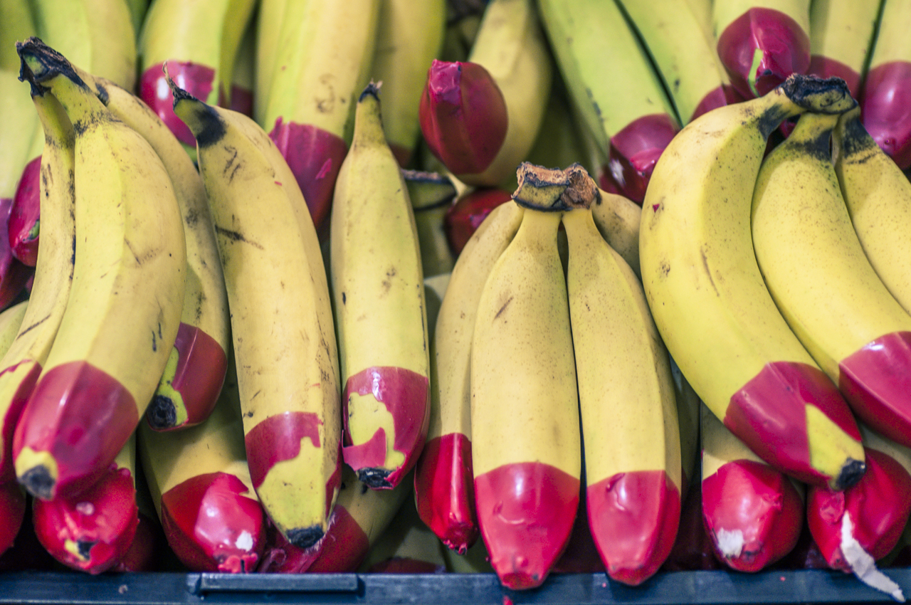 Bio banánt pirosba mártják